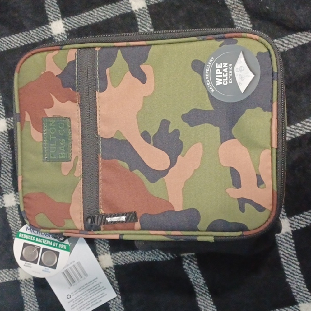 Fulton bag  Co Insulated Lunch Bag camo hard liner liner with divider exterior
